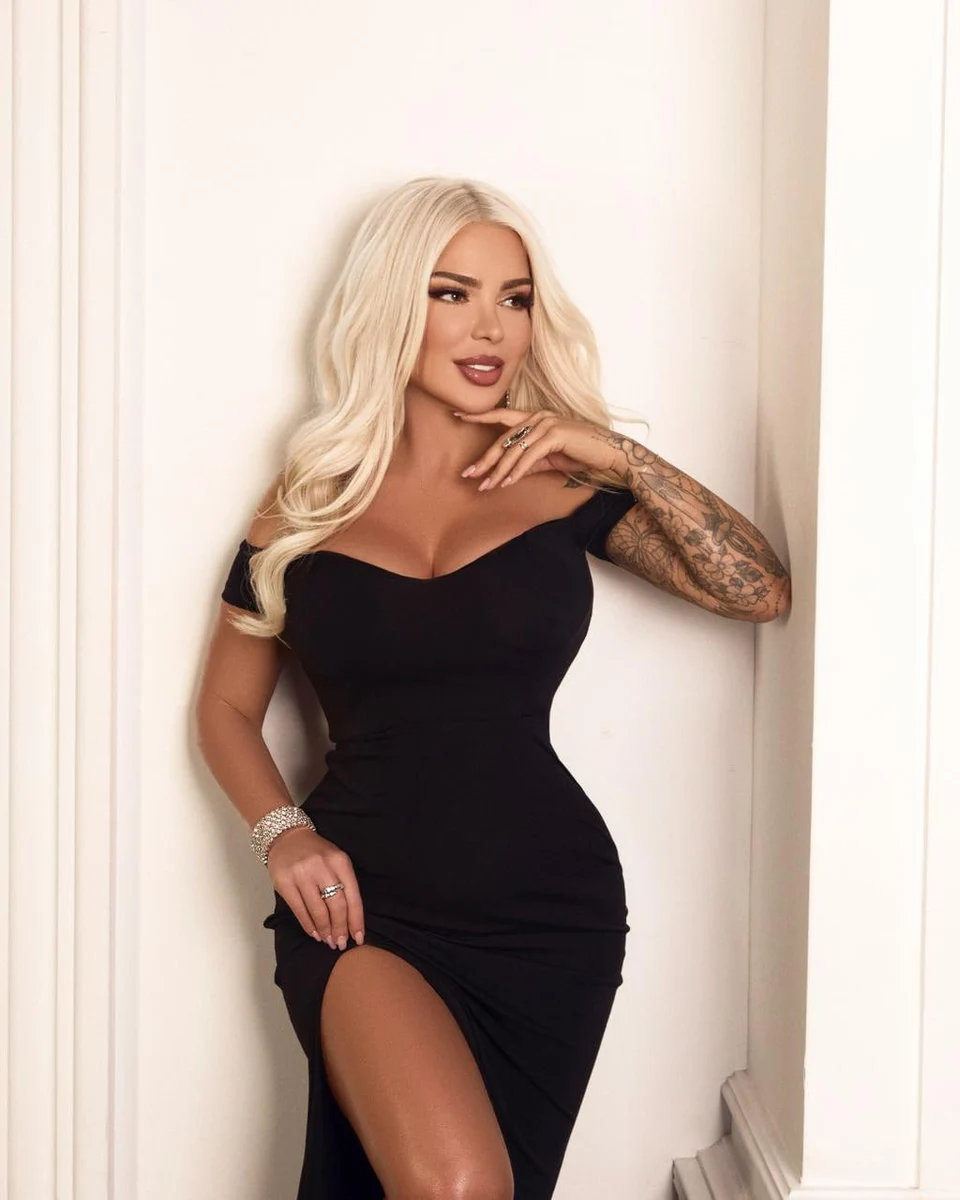 Annet escort in Dubai