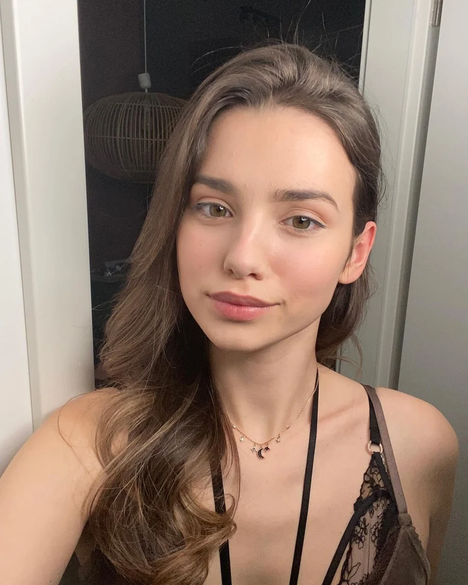 Gabrielle escort in Dubai