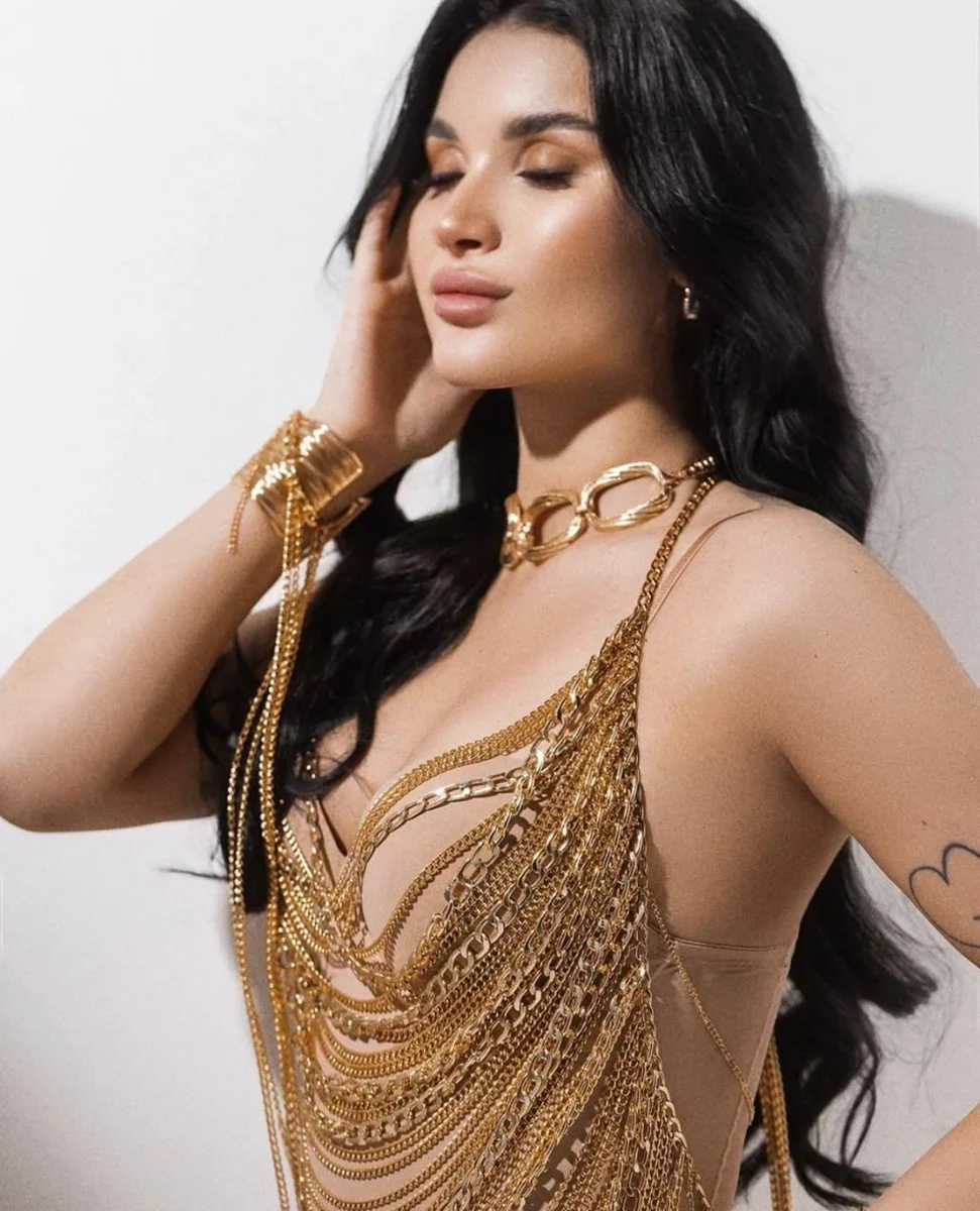 Maryam escort in Dubai