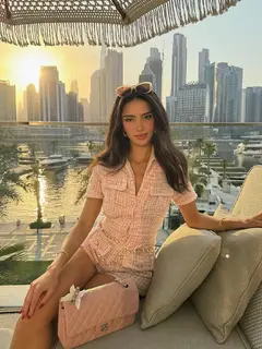 Vina escort in Dubai