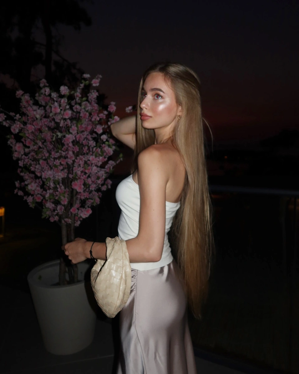 Yarina escort in Dubai